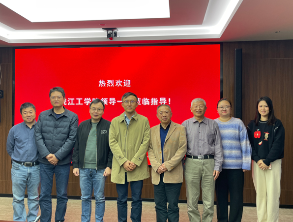 <strong>校企合作促发展，协同育人谱新篇</strong>