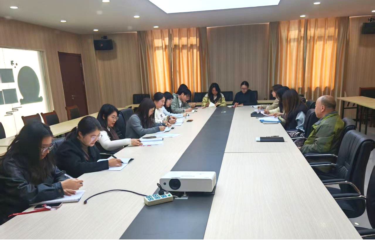 管理学院健康服务与管理专业召开教研室发展专题研讨会